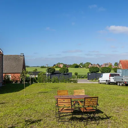 Warft Werkstatt Holiday home Krummhoern
